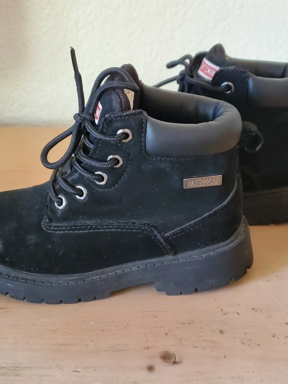 Craftsmen Black Faux Suede Waterproof toddler Boys Boots Size 12